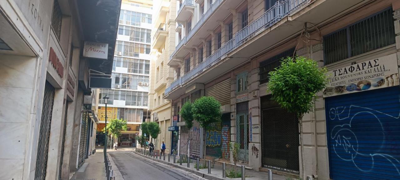 Pnoe D'Athenes Apartamento Exterior foto
