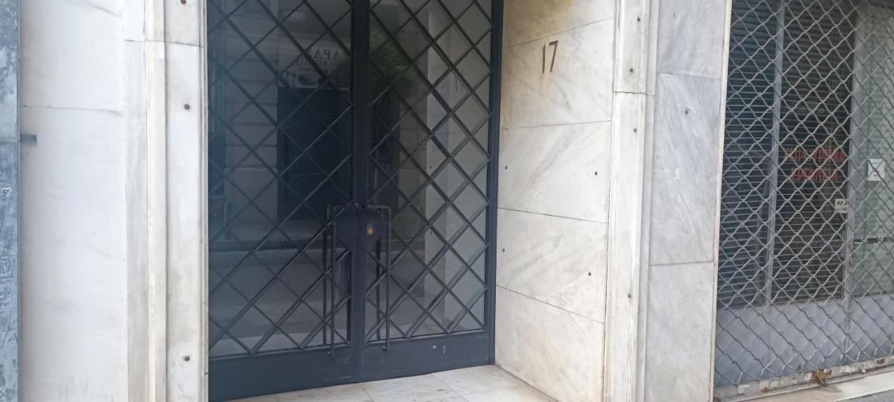 Pnoe D'Athenes Apartamento Exterior foto