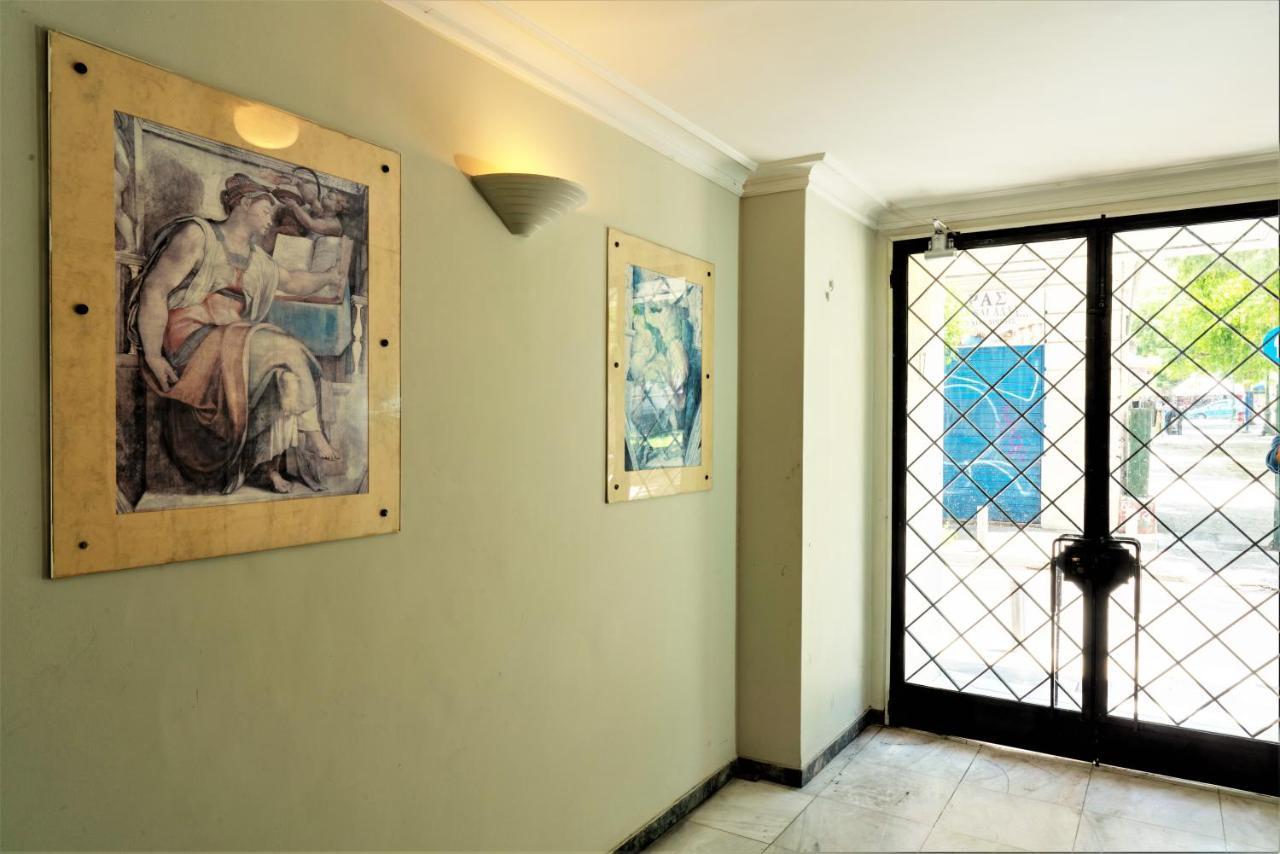 Pnoe D'Athenes Apartamento Exterior foto