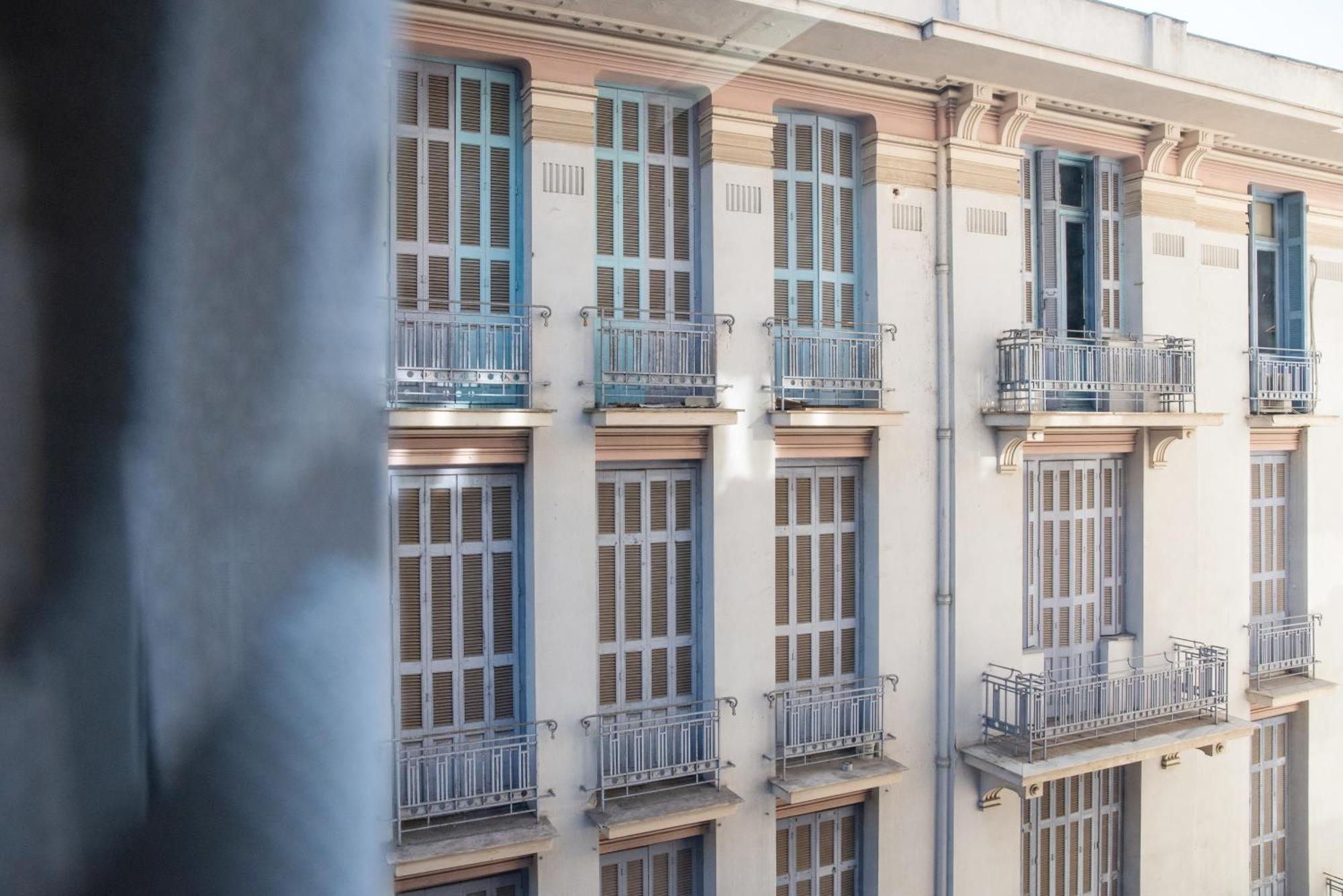Pnoe D'Athenes Apartamento Exterior foto